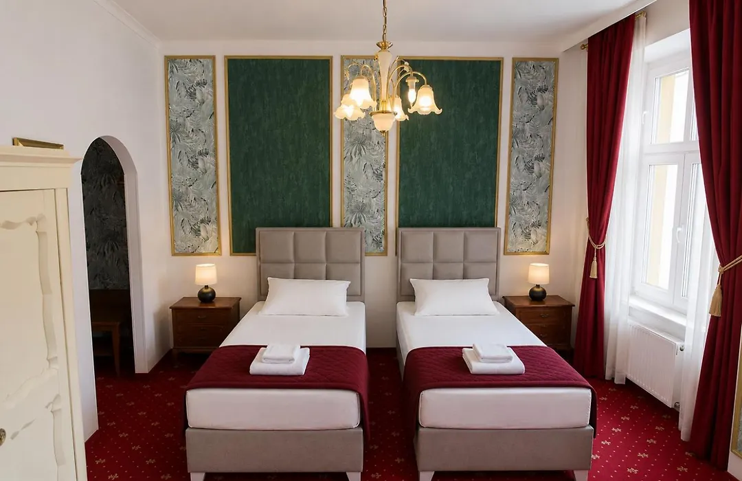 Hotel Viki-1